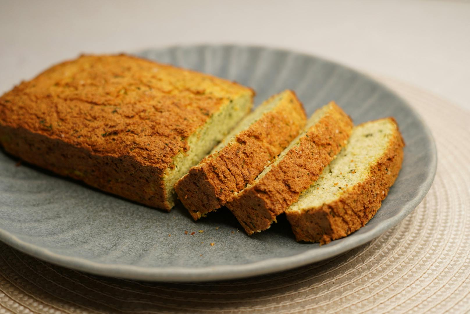 Healthy Zucchini Bread (Low carb)